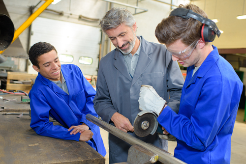 ALTERNANZA SCUOLA-LAVORO: parte il bando per i contributi alle imprese