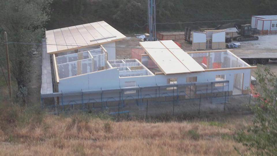 INSIEME PER RICOSTRUIRE!