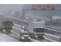 Emergenza neve: posizione di Unatras sulle chiusure della circolazione ai mezzi pesanti