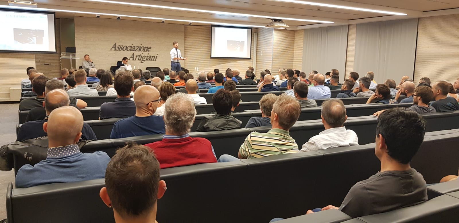 Incontro per i centri revisione di veicoli con Motorizzazione Civile ed Enaip Trentino