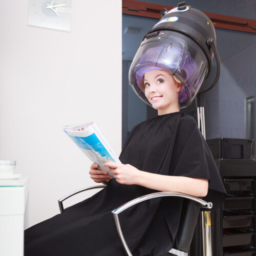 Tornano le riviste nei saloni d’acconciatura