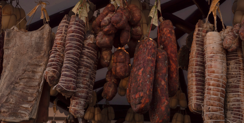 Etichettatura delle carni suine trasformate: resa obbligatoria l’indicazione di origine