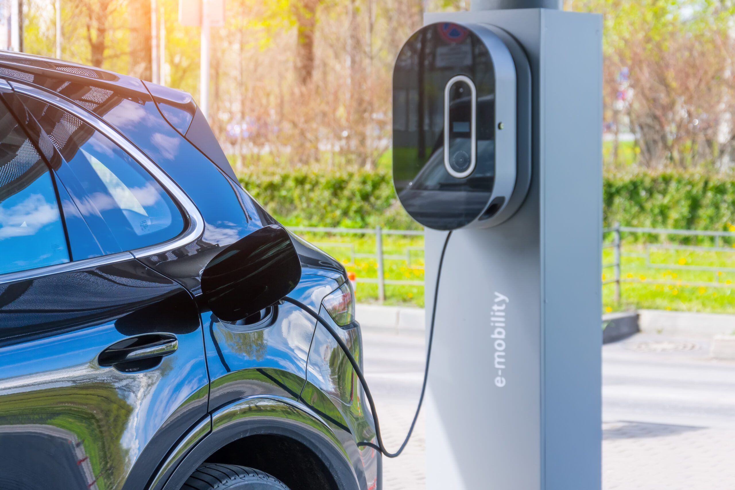 Mobilità elettrica: blocco temporaneo degli incentivi