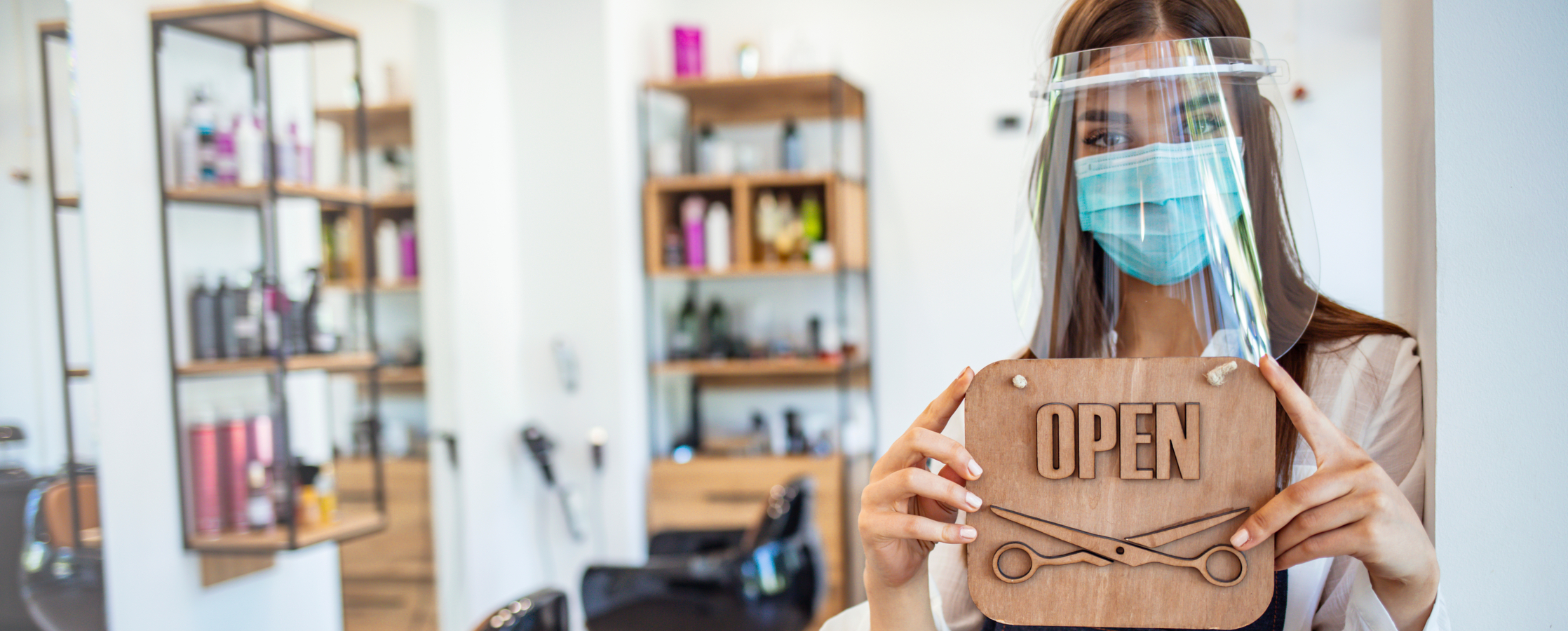 Saloni di acconciatura che crescono anche in zona rossa