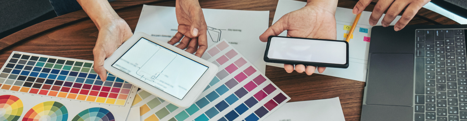 AI generativa per fotografia, grafica e stampa: strumenti, metodo e applicazioni